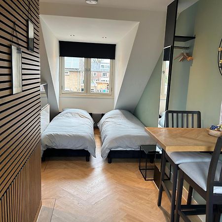 Bnb De Leeuw Badhoevedorp Buitenkant foto