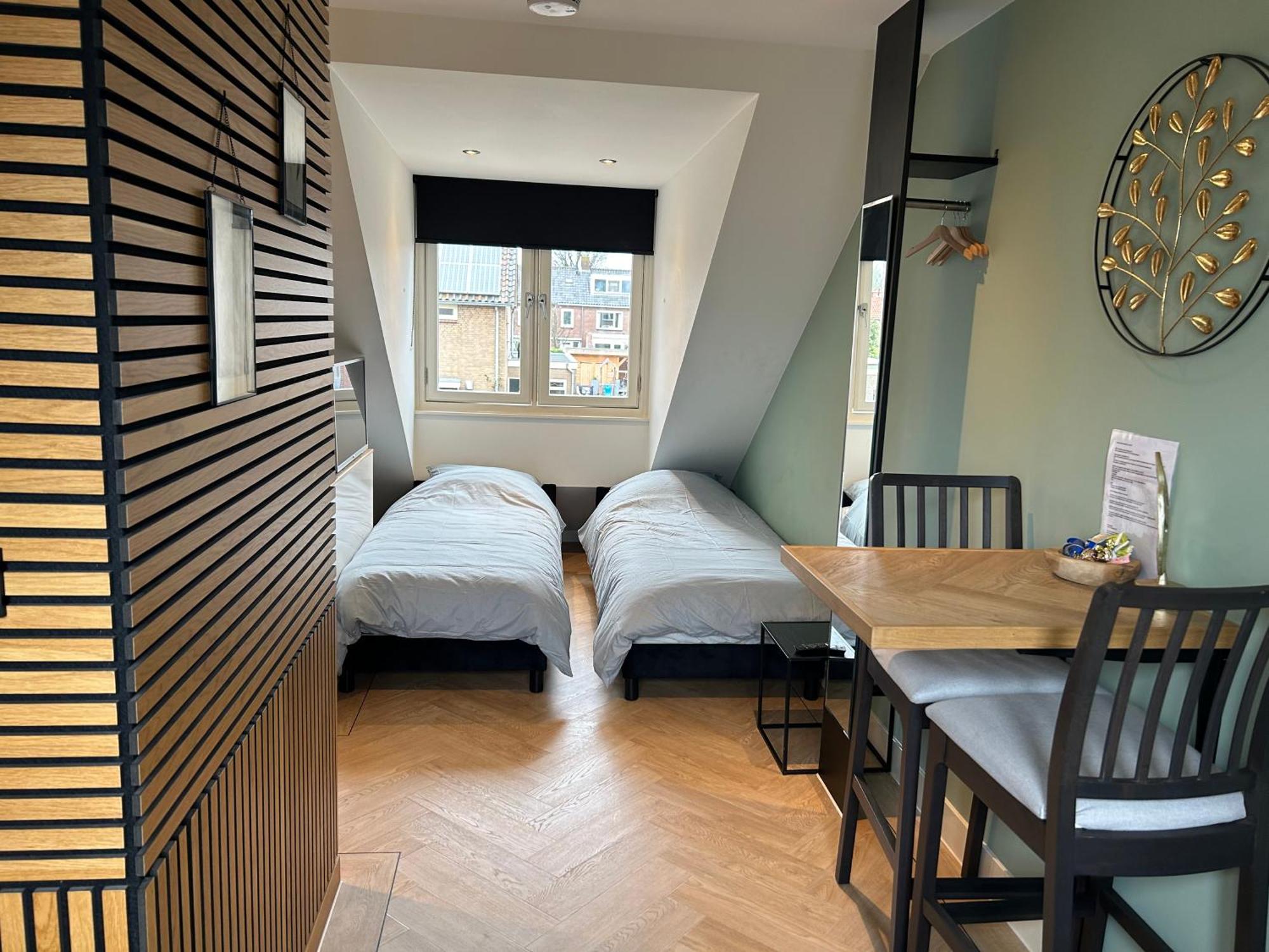 Bnb De Leeuw Badhoevedorp Buitenkant foto